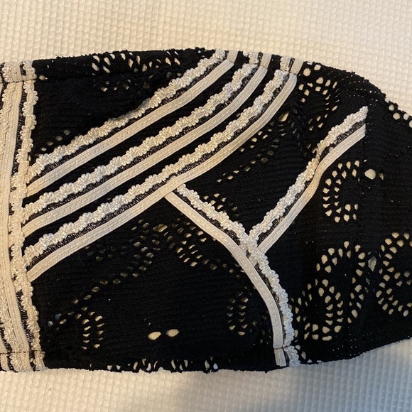 Betsey Johnson Bikini Strapless Top Lace with buttons Size Large Black - Picture 10 of 12